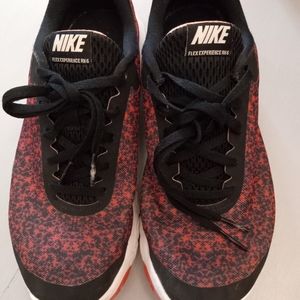 Women's Nike flex Experience